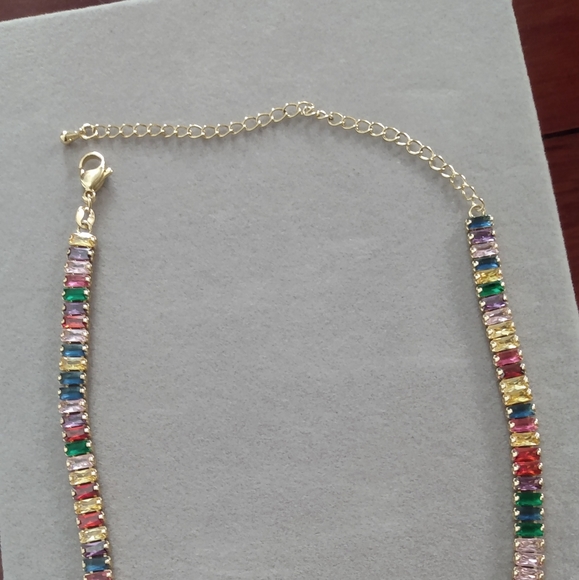 Multicolored stones necklace - Picture 3 of 3